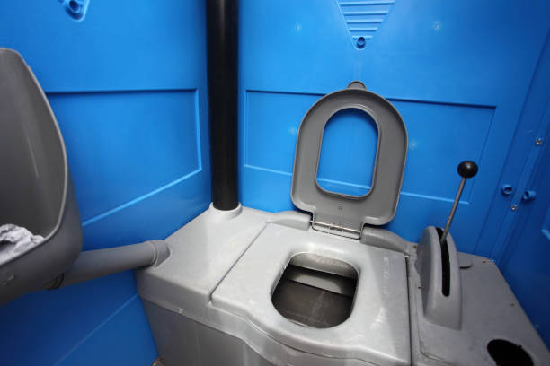 Best VIP or Luxury Restroom Trailers  in East Point, GA